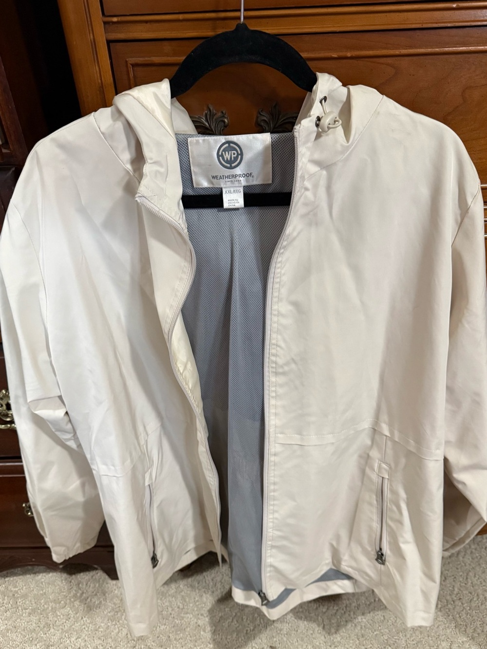 Weatherproof Hooded Jacket in Light Beige/Cream